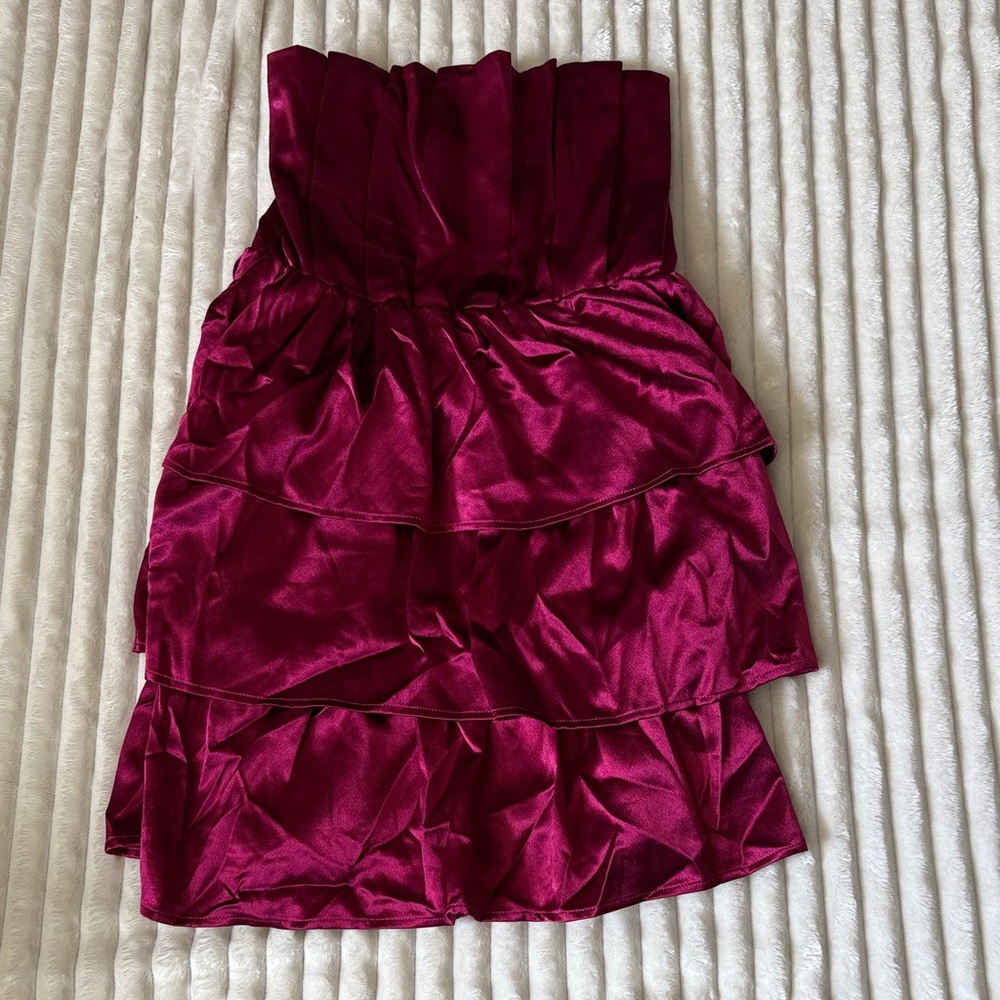 Entro Burgundy Strapless Dress